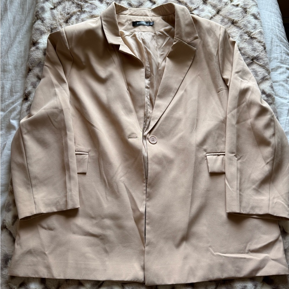 Classic Tan Oversized Women's Blazer